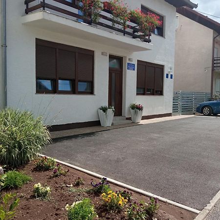 Apartman Nikola Gospić Exterior foto