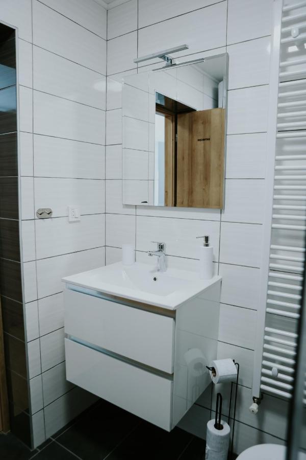 Apartman Nikola Gospić Exterior foto